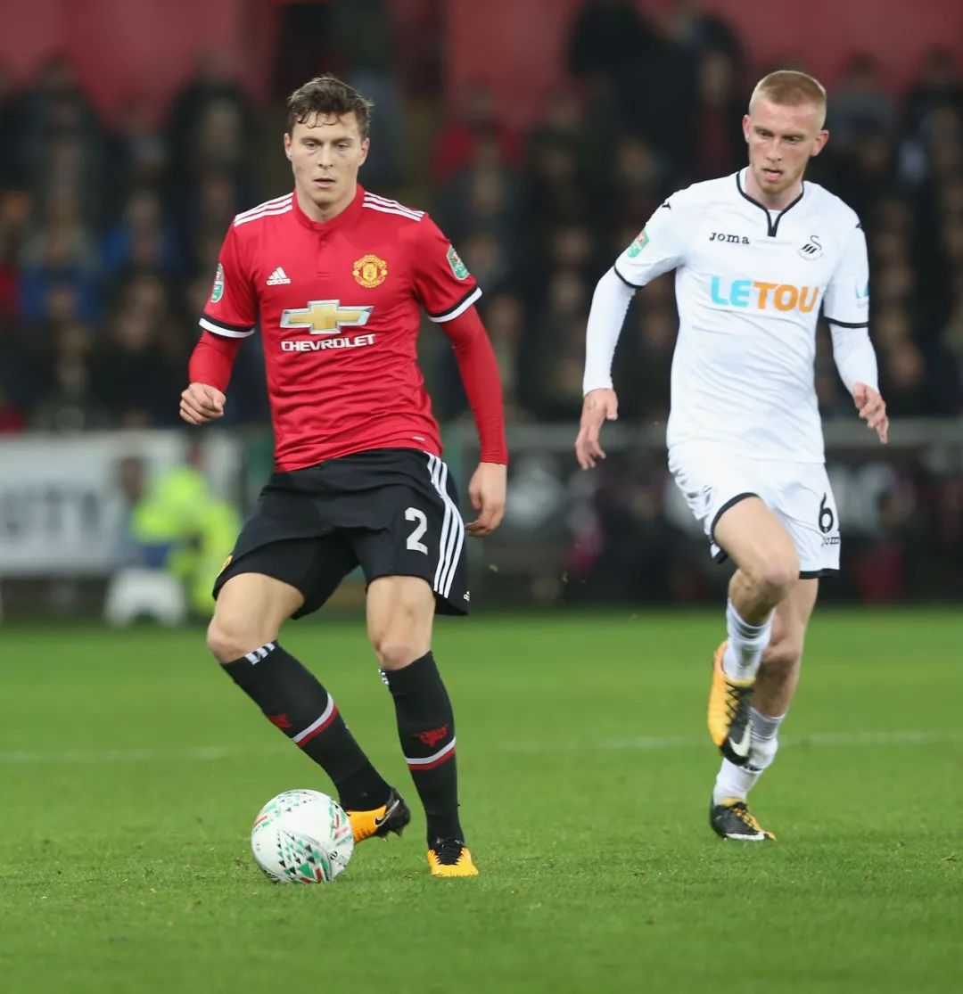 从而在多项 从而在多项